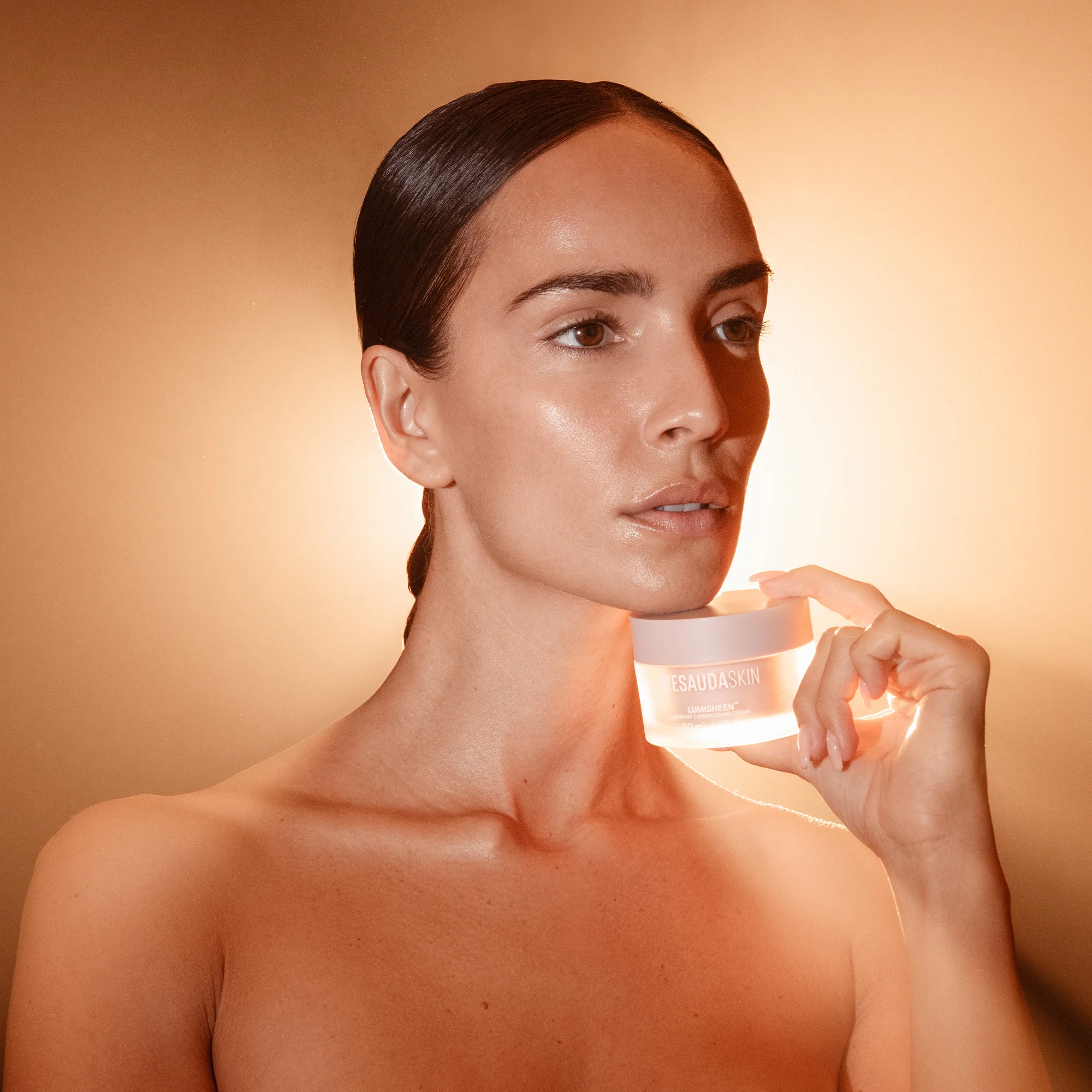 CREMA VISO LUMISHEEN™ ALLA VITAMINA C - MESAUDA SKIN — CREMA VISO LUMISHEEN™ ALLA VITAMINA C - MESAUDA SKIN · 50 ml