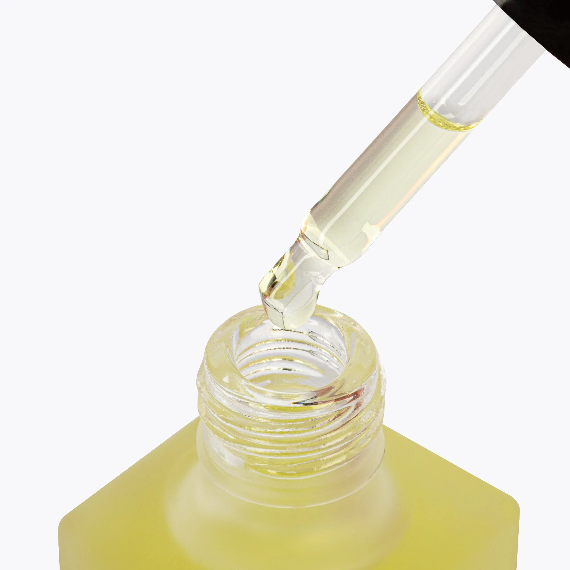OLIO EMOLLIENTE CUTICOLE CUTIE OIL 304 - MNP — OLIO EMOLLIENTE CUTICOLE CUTIE OIL 304 - MNP · 10 ml